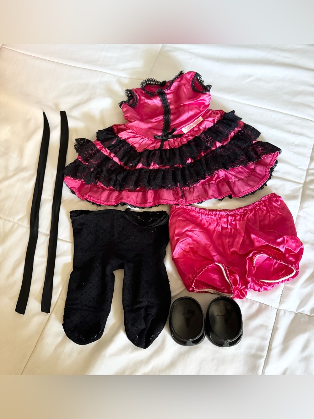 Cabbage Patch Spain World Traveller outfit